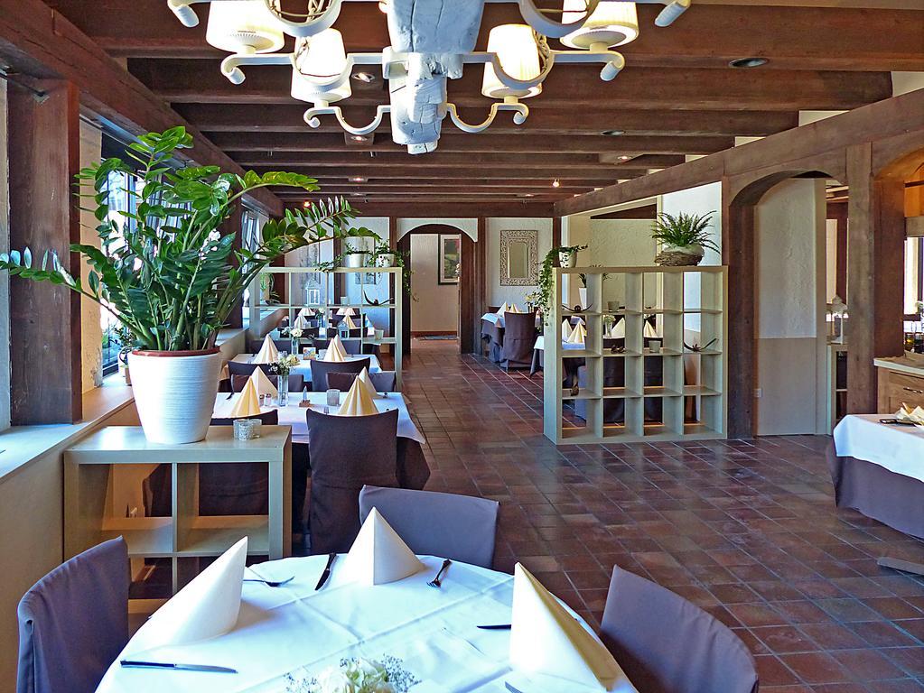 Hotel-Restaurant Schwyzerhuesli Фірнгайм Екстер'єр фото